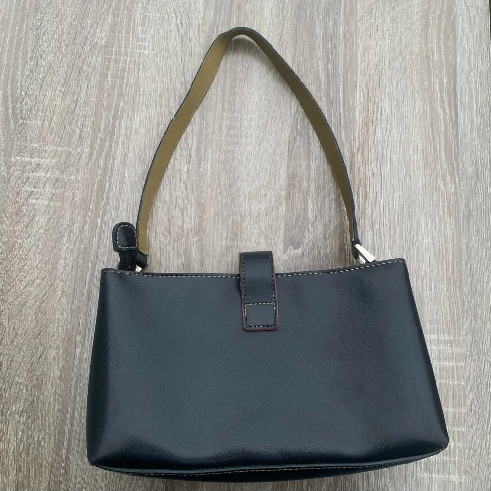 Shoulder Bag - Picture 3 of 6